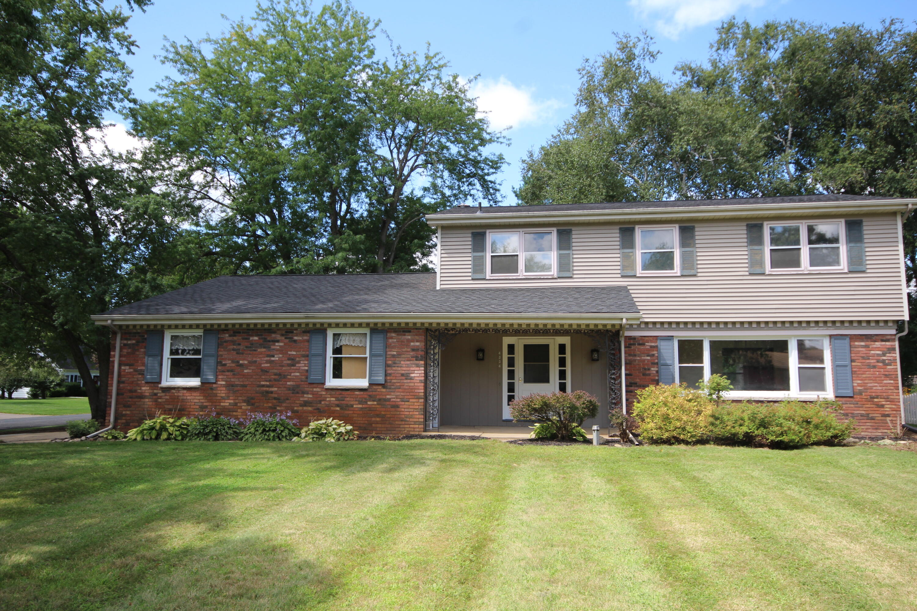 Waterview Dr, Vicksburg, MI 49097