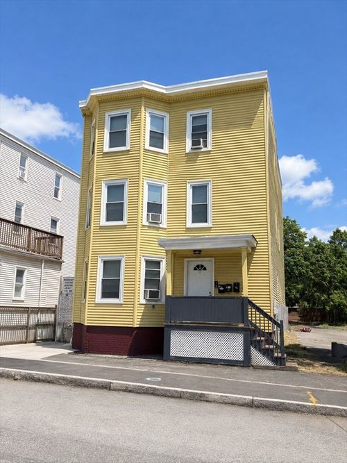 8 Varnum St, Lynn, MA, 01905-2763 | Card Image