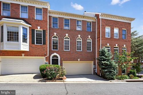 4627 Knight Pl, ALEXANDRIA, VA, 22311-4924 | Card Image