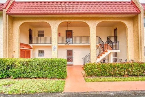 223 Lake Frances Dr, West Palm Beach, FL, 33411-2329 | Card Image