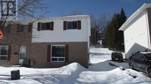 16 Hergott Ave, Elliot Lake, ON, P5A3A8 | Card Image