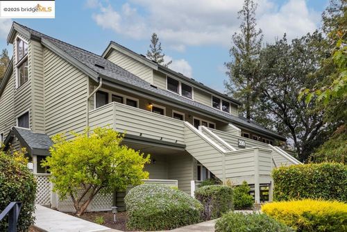 200 Suntree Ln, Pleasant Hill, CA, 94523-5180 | Card Image