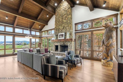 380 Cotton Grass Rd, Driggs, ID, 83422 | Card Image