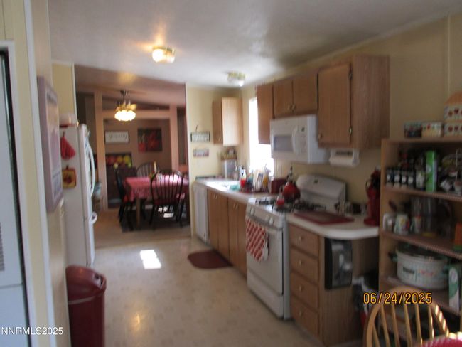 6210 Shell Ct, House other with 3 bedrooms, 2 bathrooms and 4 parking in Winnemucca NV | Image 13