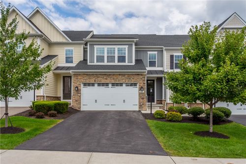 4305 Spruce Rd, Gibsonia, PA, 15044-6920 | Card Image