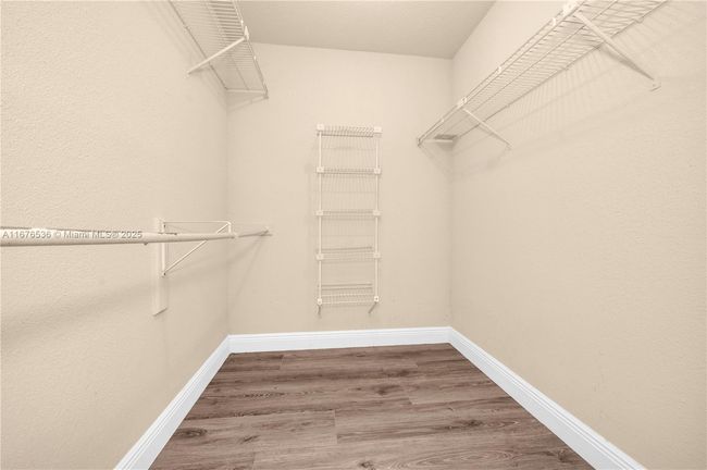 APT-811 - 833 Riverside Dr, Condo with 2 bedrooms, 1 bathrooms and null parking in Coral Springs FL | Image 17