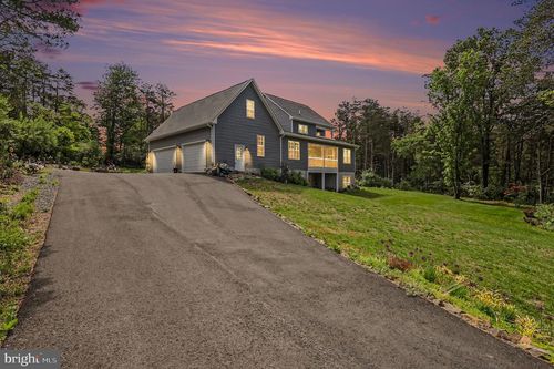 6009 Old Bust Head Rd, BROAD RUN, VA, 20137-1928 | Card Image