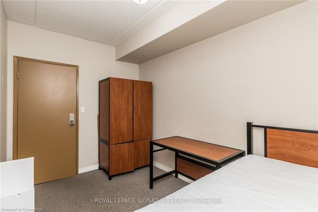 101 - 253 Lester St, House attached with 5 bedrooms, 2 bathrooms and null parking in Waterloo ON | Image 30