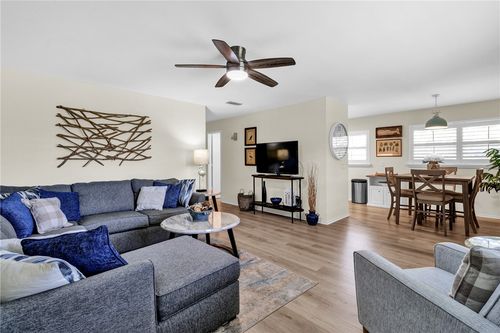 apt-206-27 Vista Gardens Trl, Vero Beach, FL, 32962-1796 | Card Image