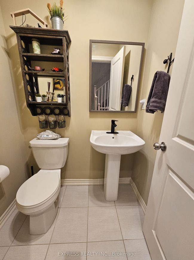 279 Moody Dr, House attached with 3 bedrooms, 3 bathrooms and 2 parking in Kleinburg ON | Image 24