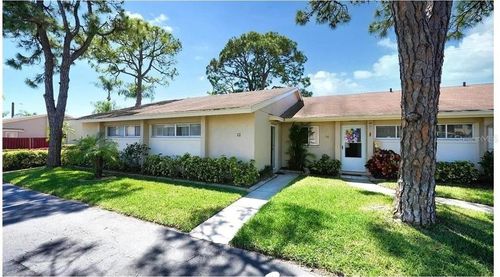 apt-12-2782 Woodgate Ln, SARASOTA, FL, 34231-6491 | Card Image