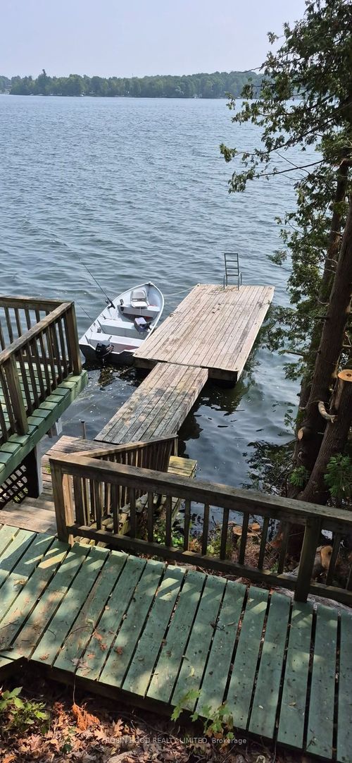 211 Mcbride Point Dr, Westport, ON, K0G1X0 | Card Image