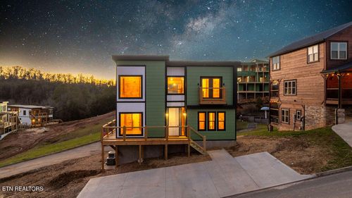 737 Bullwinkle Way, Sevierville, TN, 37862 | Card Image