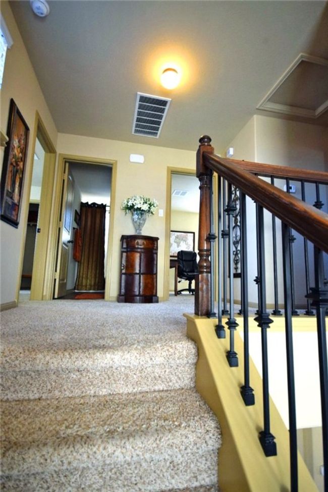 loft area | Image 16