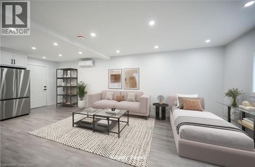 3-7 Chester Rd, Stoney Creek, ON, L8E1X7 | Card Image