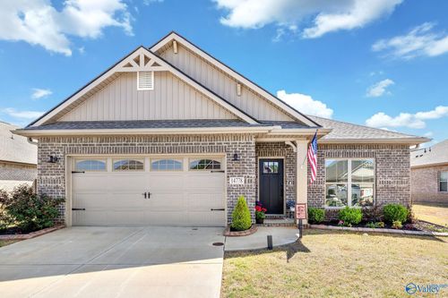 14778 Greenleaf Dr, Athens, AL, 35613-2949 | Card Image