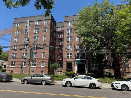 5k-14235 84th Drive, New York, NY, 11435 | Card Image