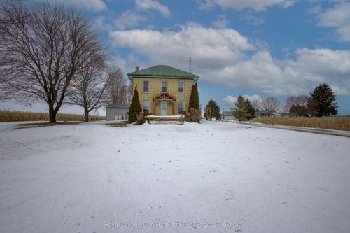 9270 Road 157, North Perth, ON, N0G2P0 | Card Image