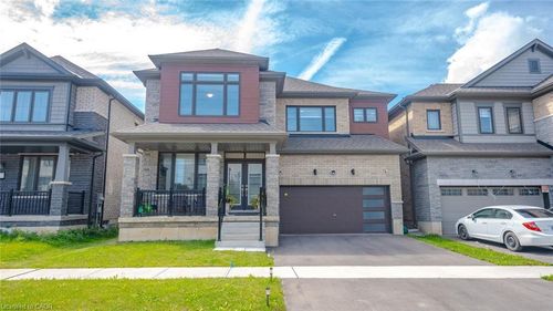 29 Bee Cres, Brantford, ON, N3T0V7 | Card Image