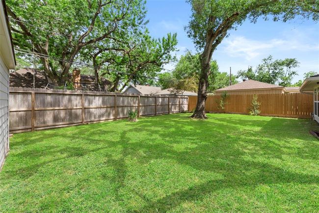 2610 Moss Hill Dr, House other with 4 bedrooms, 2 bathrooms and 2 parking in Houston TX | Image 40