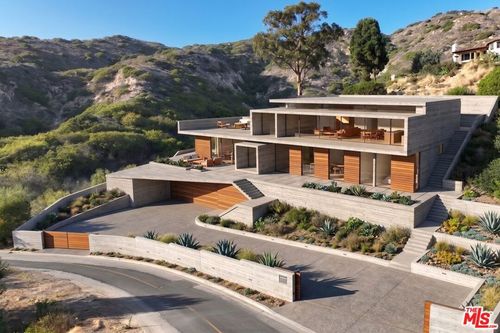 4421 Avenida De La Encinal, Malibu, CA, 90265-2505 | Card Image