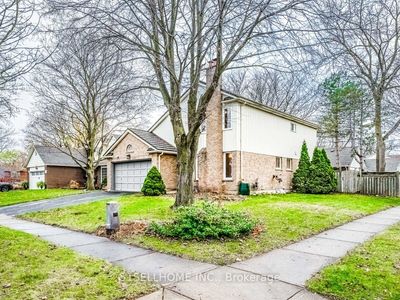 297 Beechlawn Dr, House other with 3 bedrooms, 4 bathrooms and 4 parking in Waterloo ON | Image 2