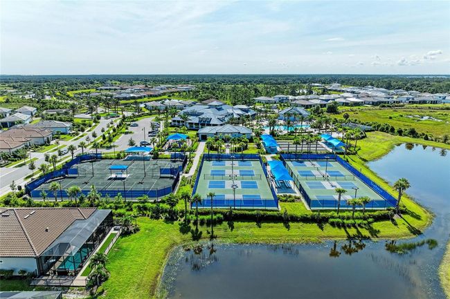 14672 Misty Pond Loop, House other with 2 bedrooms, 2 bathrooms and null parking in NOKOMIS FL | Image 94