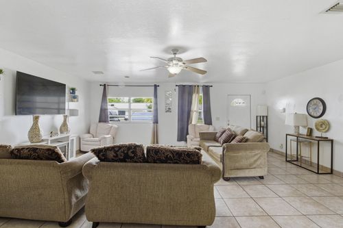 8230 Sw 4th Pl, North Lauderdale, FL, 33068-1016 | Card Image