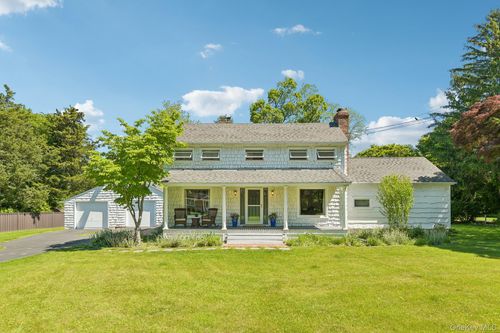 38 Conscience Cir, Setauket, NY, 11733-3106 | Card Image