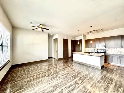 apt-2313-5454 Washington Ave, Houston, TX, 77007-6394 | Card Image