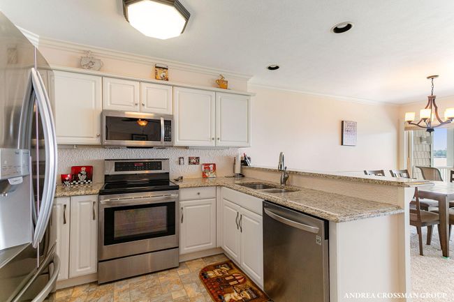 88-web-or-mls-422-howard-ave | Image 12