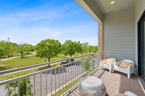 3807 Threadgill St, Austin, TX, 78723-4495 | Card Image