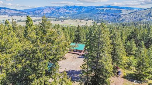 701 Emerick Rd, Cle Elum, WA, 98922-9140 | Card Image