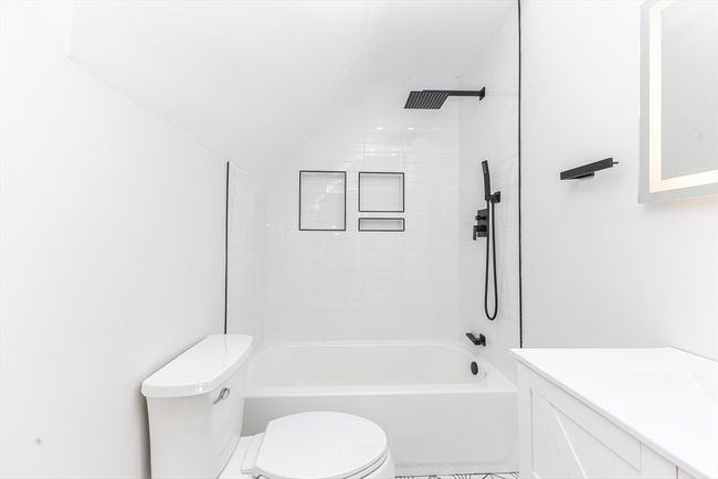 APT-3 - 40 Devon St, Condo with 2 bedrooms, 1 bathrooms and null parking in Boston MA | Image 12