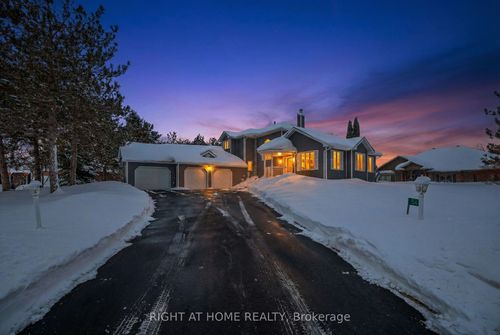 54 Highland Dr, Oro-Medonte, ON, L0L2L0 | Card Image