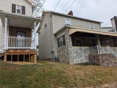 928 W Washington St, House other with 3 bedrooms, 1 bathrooms and 2 parking in Mt. Pleasant Boro PA | Image 2