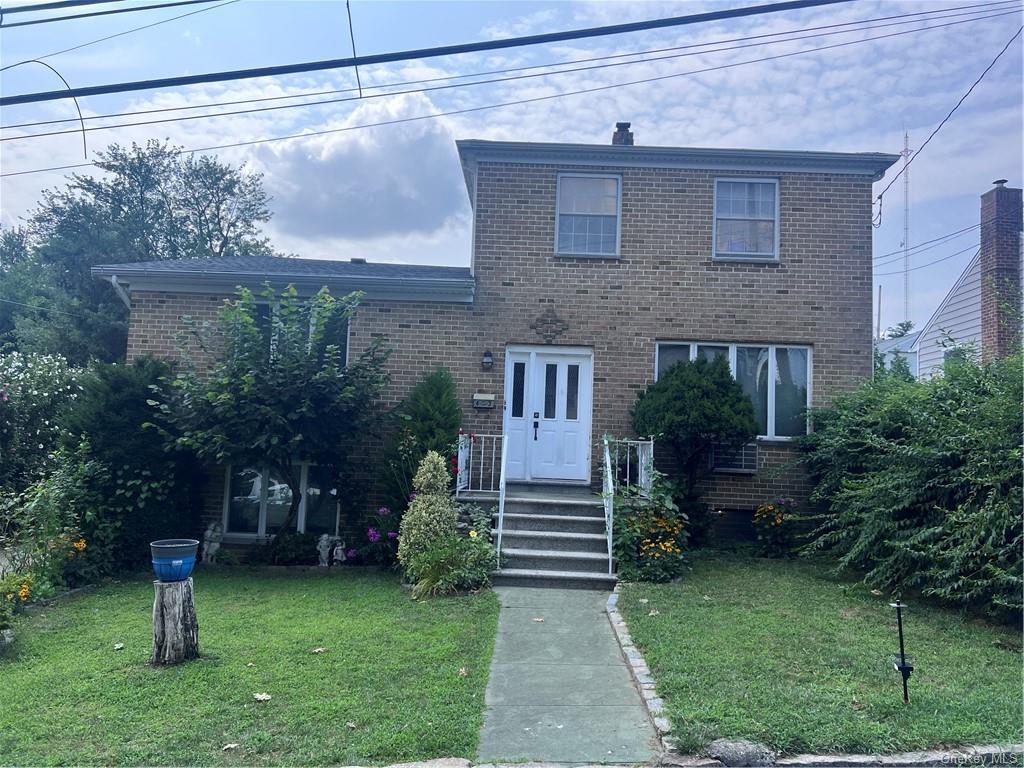 Mansion Ave, Yonkers, NY 10704
