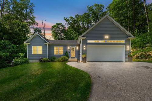 340 The Trl, Sturbridge, MA, 01518-1022 | Card Image