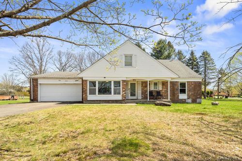 12 Concord Dr, Monsey, NY, 10952-1714 | Card Image