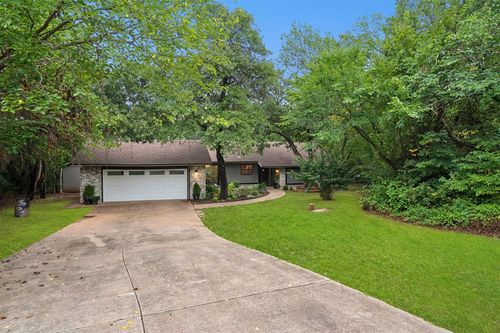9404 Red Oak Ln, Edmond, OK, 73034-8033 | Card Image