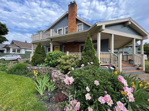 1700 Mount Hope Ave, Rochester, NY, 14620-4524 | Card Image