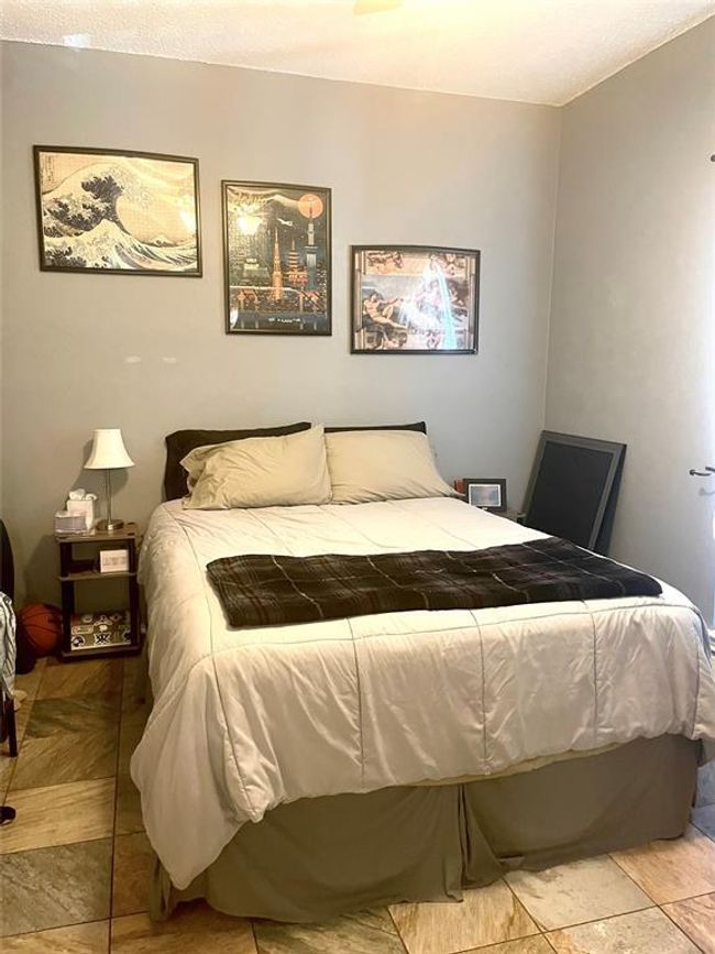 View of bedroom | Image 12