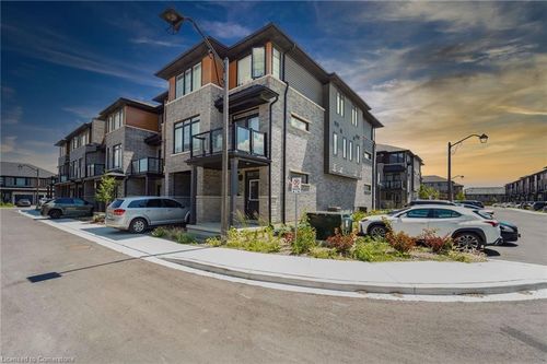 104-461 Blackburn Dr, Brantford, ON, N3T0W9 | Card Image