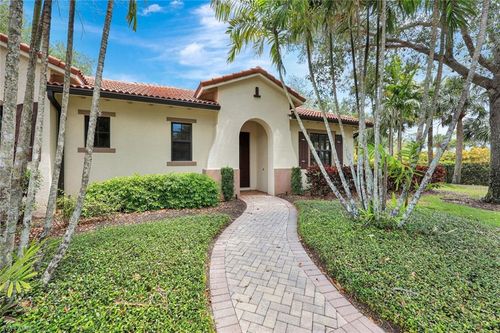 35-1126 Medan Ct N, NAPLES, FL, 34113-8446 | Card Image