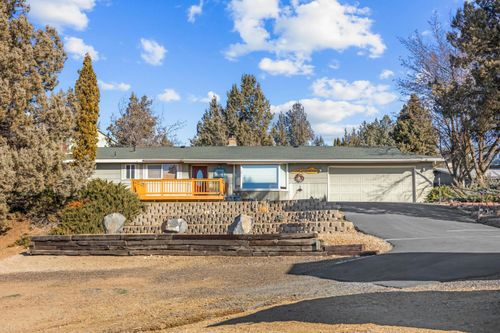 1642 Ne Hilltop Ln, Madras, OR, 97741-9060 | Card Image