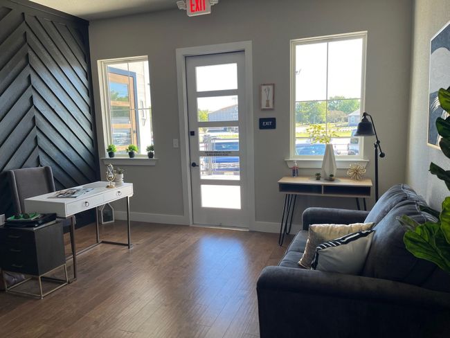 STE-113 - 705 E Broad St, Home with 0 bedrooms, 0 bathrooms and null parking in Mansfield TX | Image 6