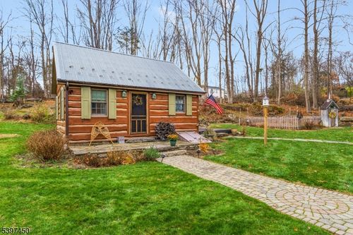 63 Mulford Rd, Lafayette, NJ, 07848-3613 | Card Image