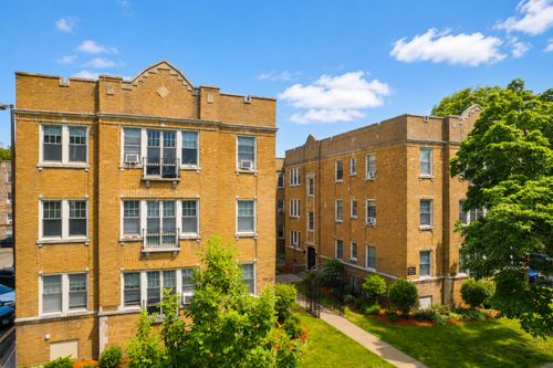 g2-736 Reba Pl, Evanston, IL, 60202-4102 | Card Image