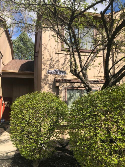 36-27430 Evergreen Rd, Lathrup Village, MI, 48076-3248 | Card Image