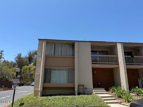 1243 Prairie Dog Cir, Ventura, CA, 93003-6331 | Card Image